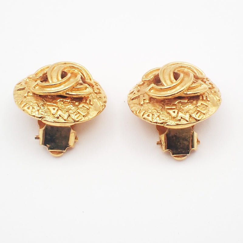 Chanel Vintage Cc Round Clip-On Metal Gold Gold_plated Bijoux