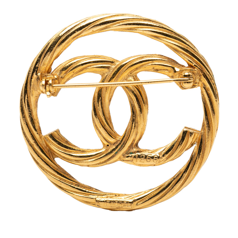 CC Gold Plated Round Brooch - Image 2