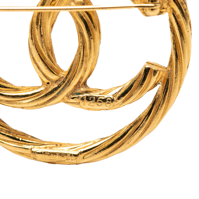 CC Gold Plated Round Brooch - Image 3