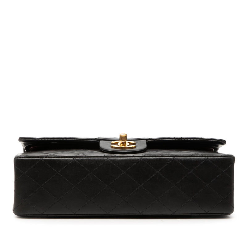 Medium Classic Lambskin Double Flap - Image 3