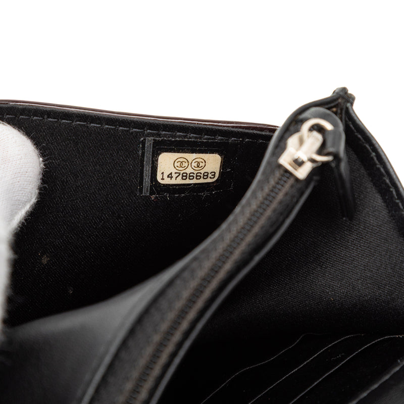 CC Embossed Patent Camellia Wallet On Chain - Image 6