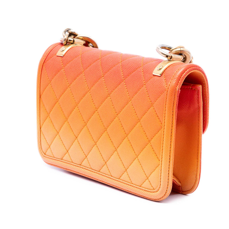 Small Quilted Caviar Sunset On The Sea Flap - Image 2