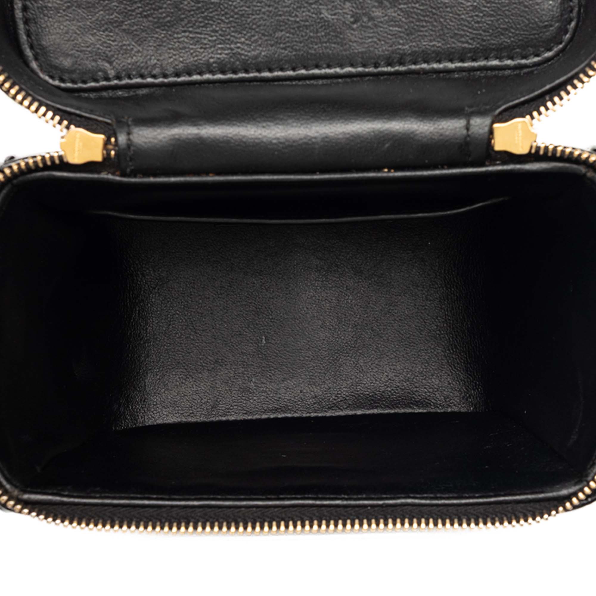 Matelasse Patent Monogram Vicky Vanity Bag - Image 4