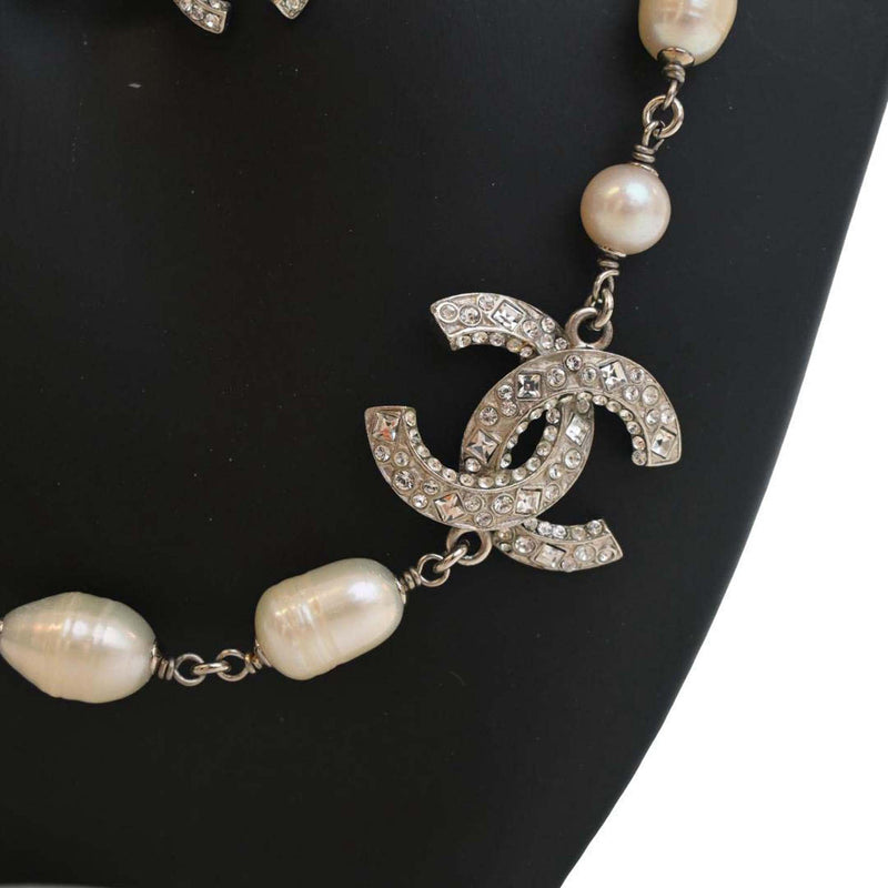 CC Brass Strass Faux Pearl Baroque Chain Long Necklace - Image 8