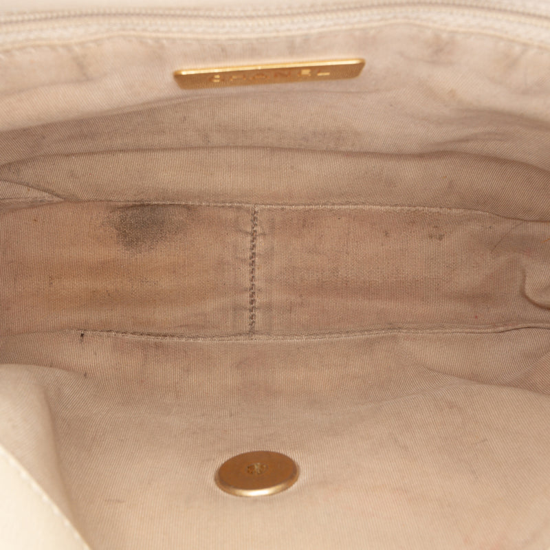 Medium Lambskin 19 Flap - Image 4