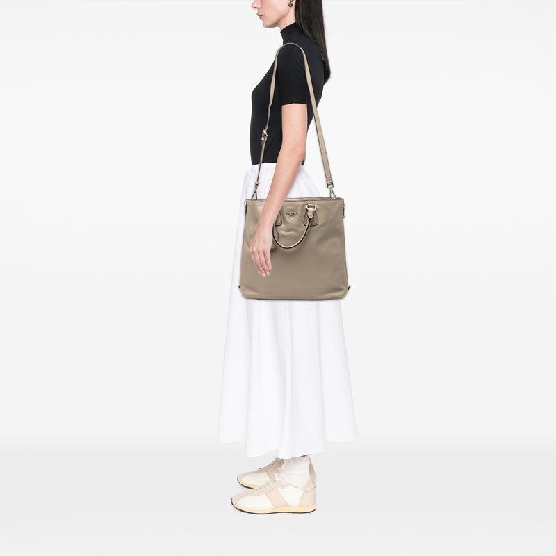 Vitello Daino Side Zip Convertible Tote - Image 6