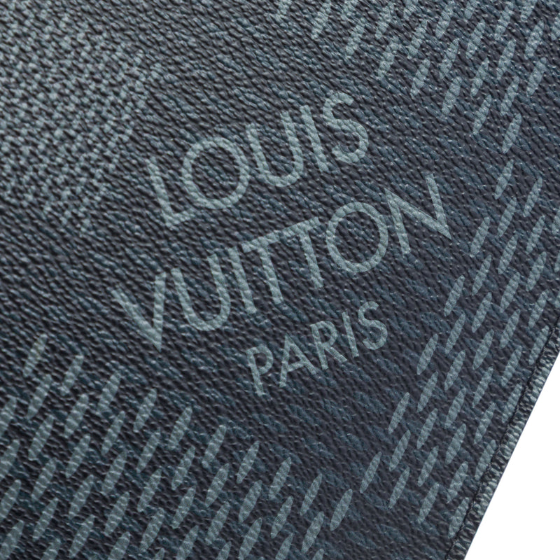 Damier Graphite 3D Pochette Voyage MM - Image 5