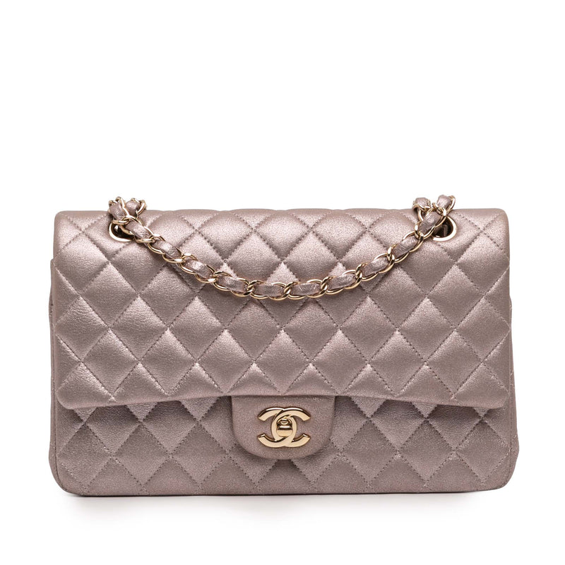 Medium Classic Iridescent Lambskin Double Flap
