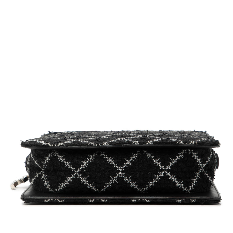 Tweed and Resin Zipped Chain Shopping Bag - Image 3