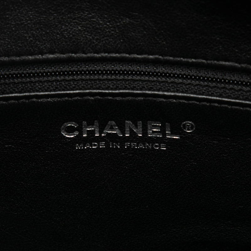 Tweed and Resin Zipped Chain Shopping Bag - Image 5