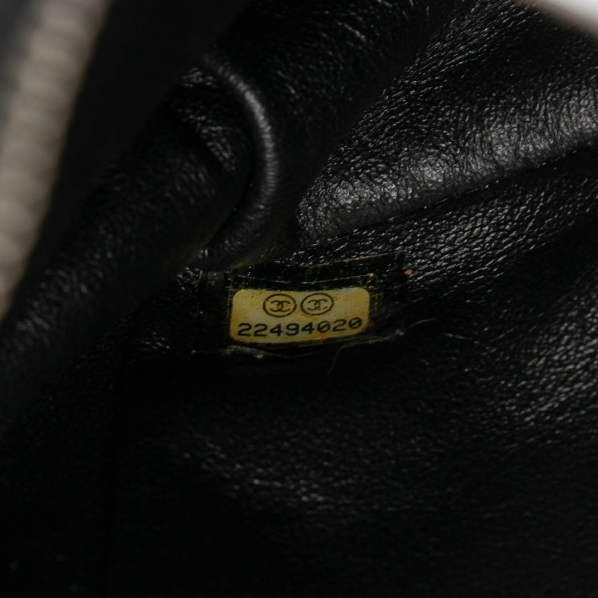 Tweed and Resin Zipped Chain Shopping Bag - Image 6