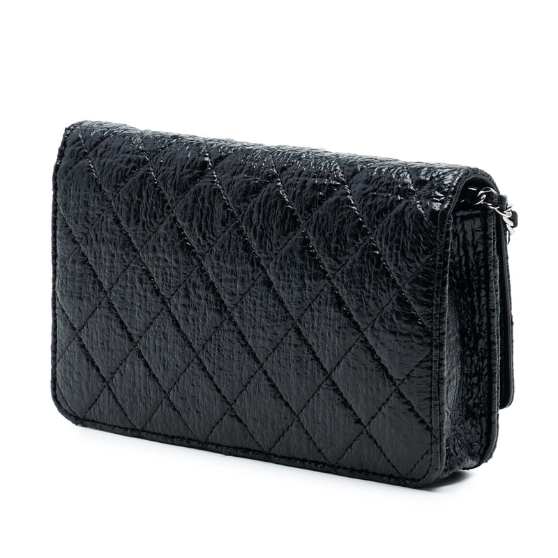CC Quilted Crinkled Patent Wallet On Chain - Image 2