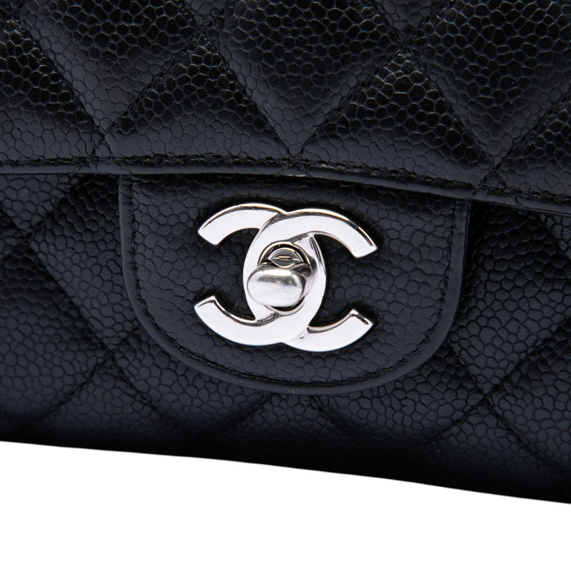Medium Classic Caviar Double Flap - Image 5