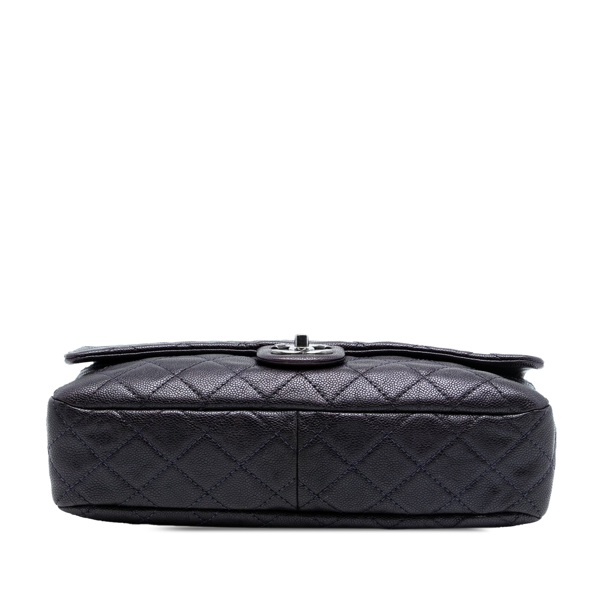 Jumbo Quilted Iridescent Caviar Easy Flap - Image 3