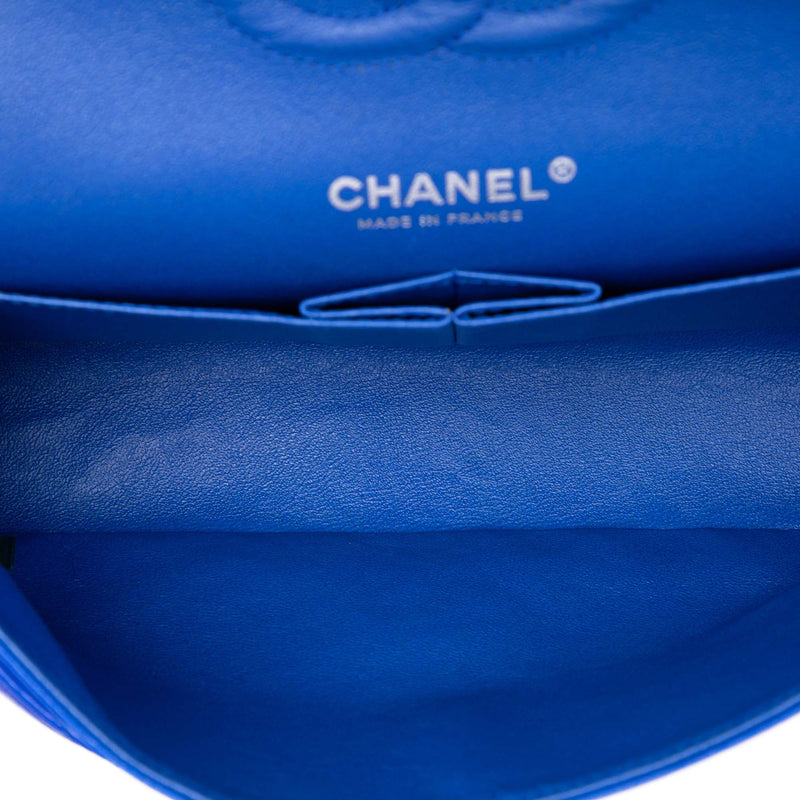 Medium Classic Lambskin Double Flap - Image 4