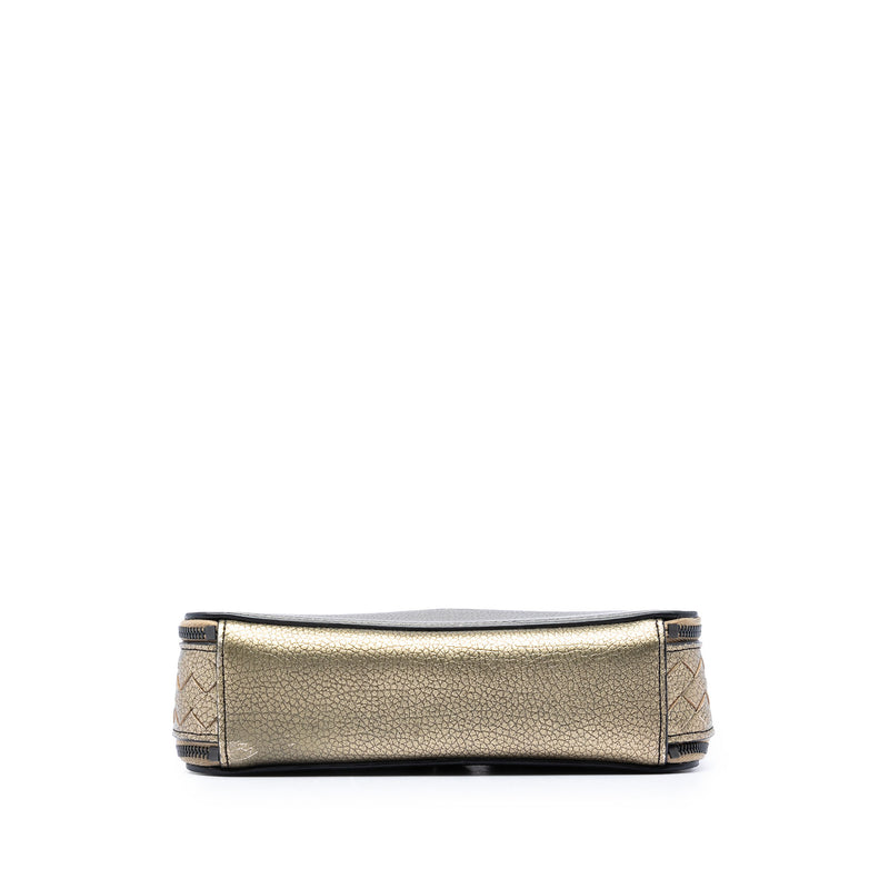 Intrecciato Trimmed Metallic Leather Double Zip Shoulder Bag - Image 3