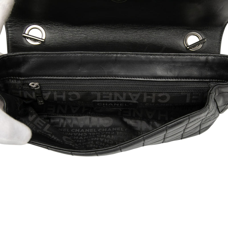 Camellia CC Choco Bar No 5 Lambskin Shoulder Bag - Image 4
