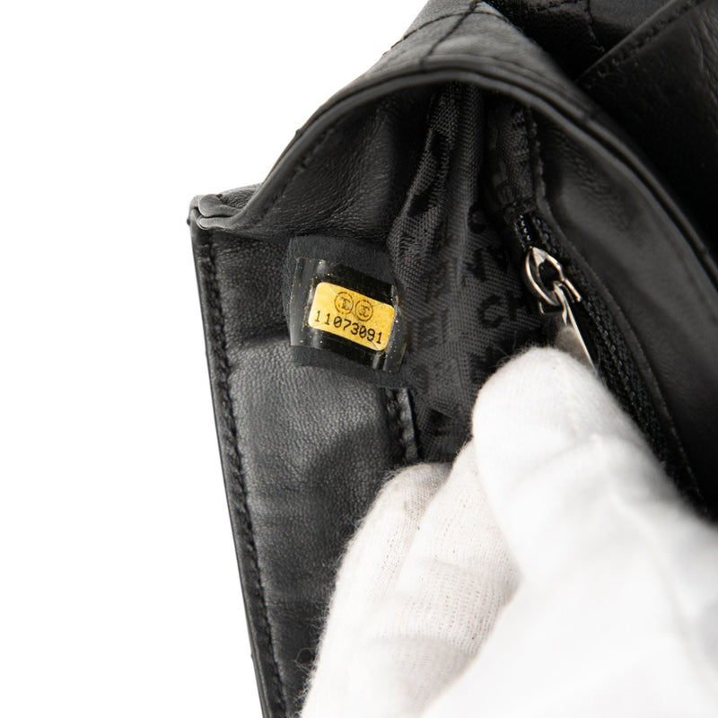 Camellia CC Choco Bar No 5 Lambskin Shoulder Bag - Image 6