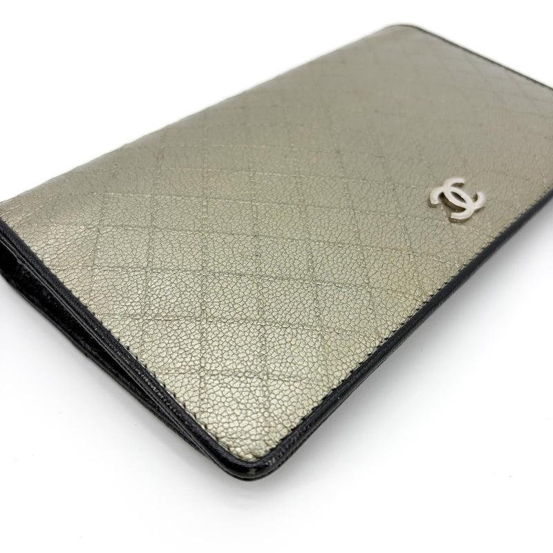 Chanel 19 Flap Quilted Lambskin Gold Calfskin Accessory