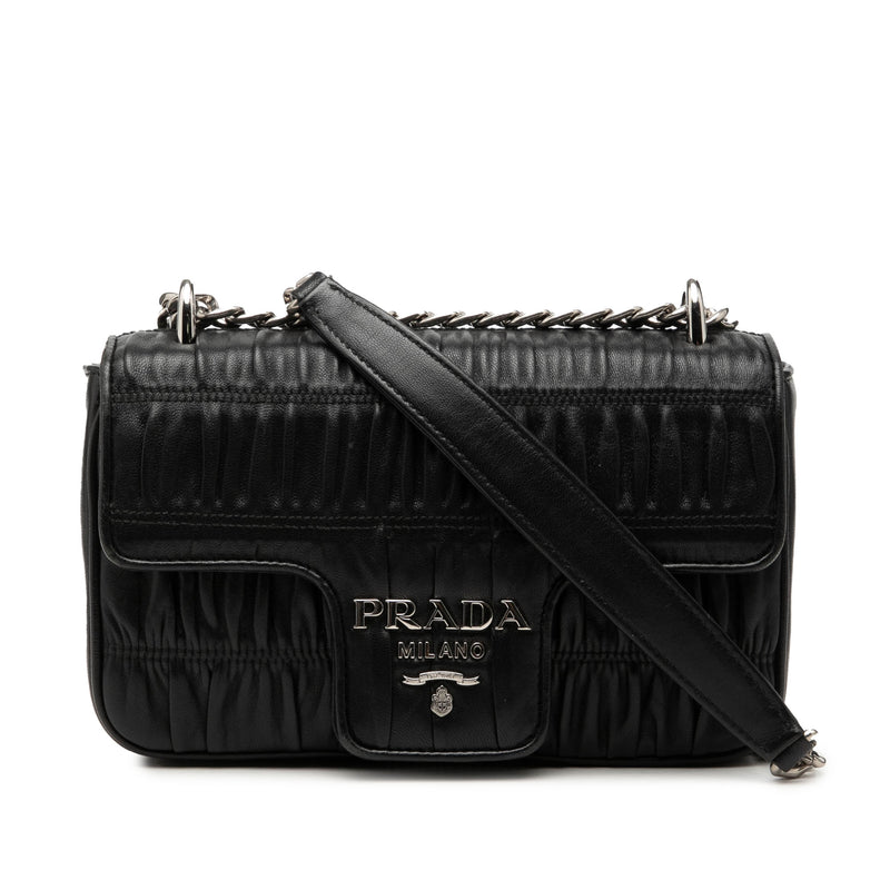 Nappa Gaufre Chain Flap