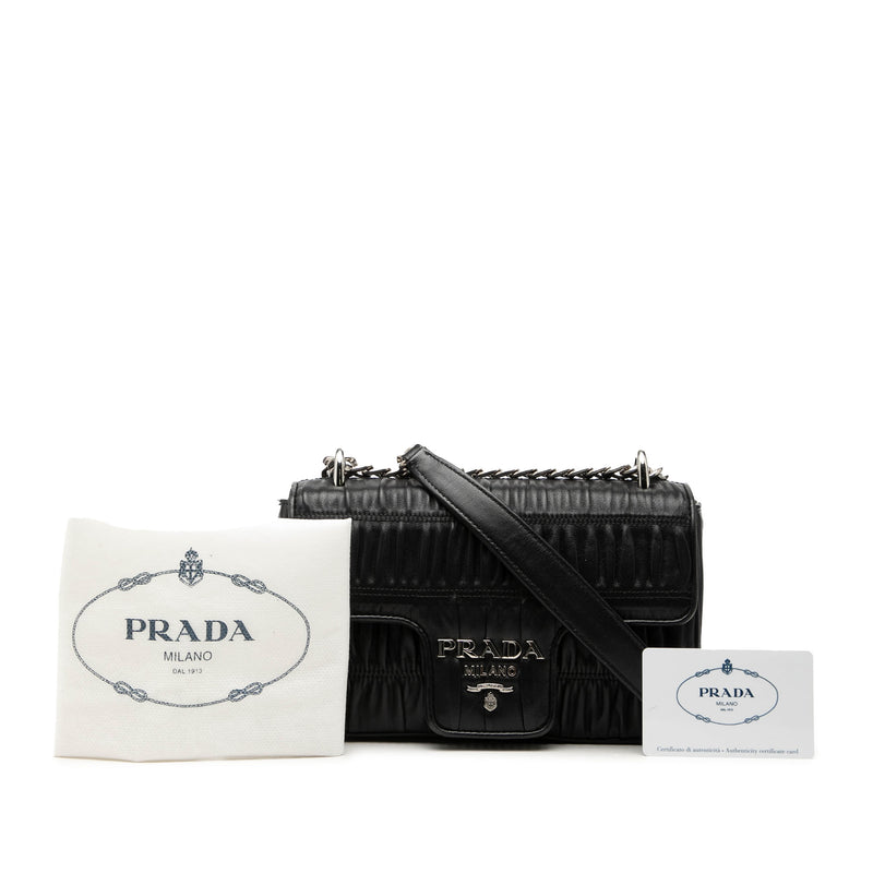 Nappa Gaufre Chain Flap - Image 7