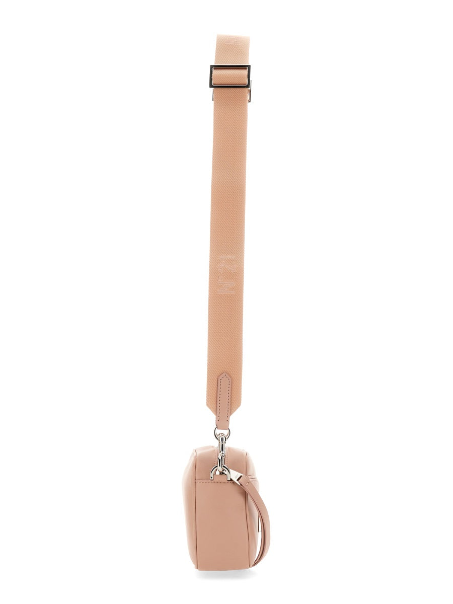 Nº21 Logo Plaque Leather Shoulder Bag — Pink