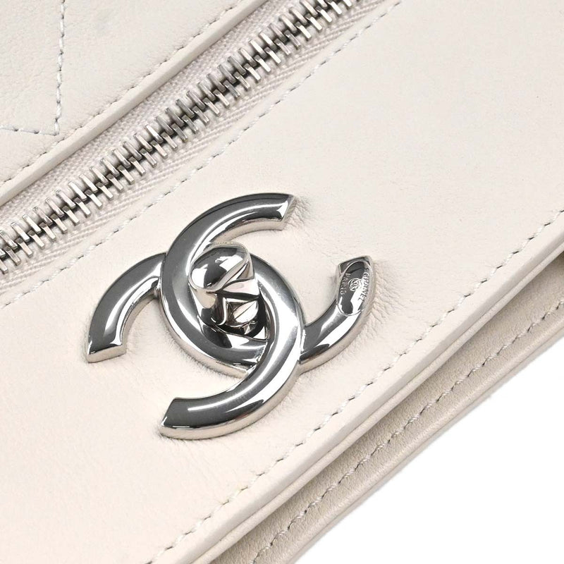 Chanel Cc Top Handle Bucket Stitched Calfskin White Leather Bag