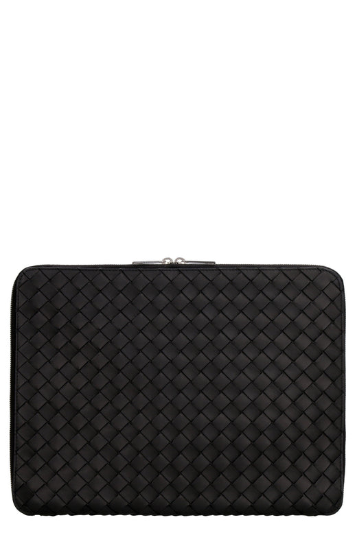Bottega Veneta Intrecciato Hydrology Clutch — Black Calf