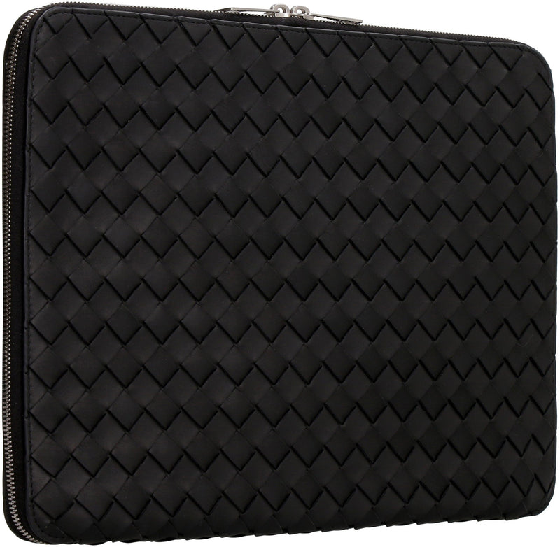 Bottega Veneta Intrecciato Hydrology Clutch — Black Calf