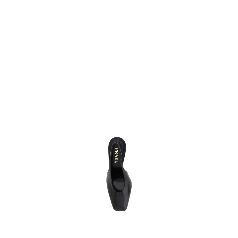 Black Calf Leather Pumps
