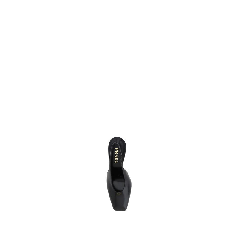 Black Calf Leather Pumps