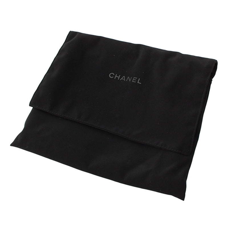 Quilted Velvet Coco Clutch With Chain - Image 16
