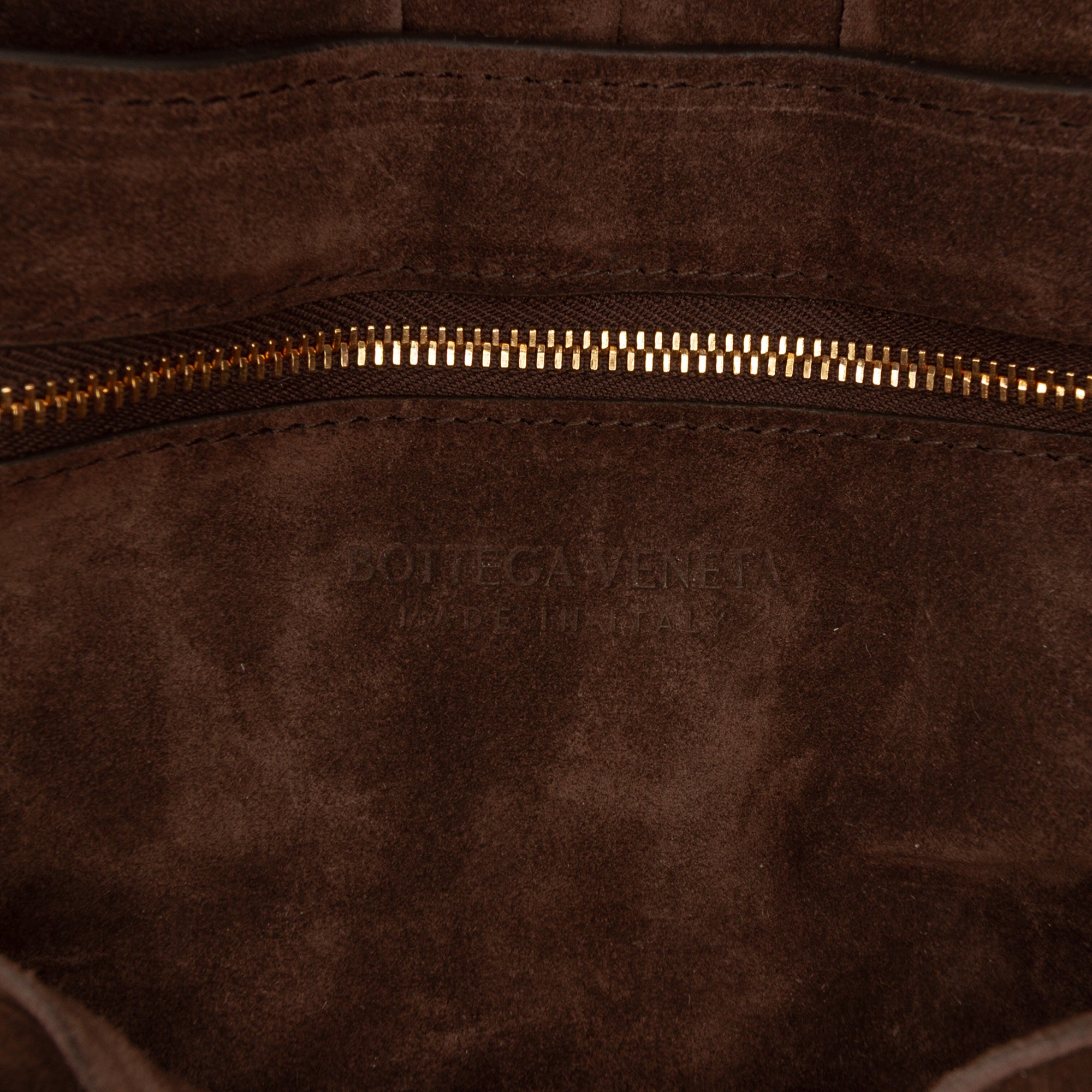 Suede Intrecciato Padded Chain Cassette Satchel - Image 5