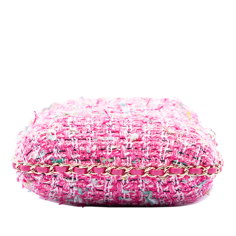 Tweed Chain Around Phone Holder - Image 3