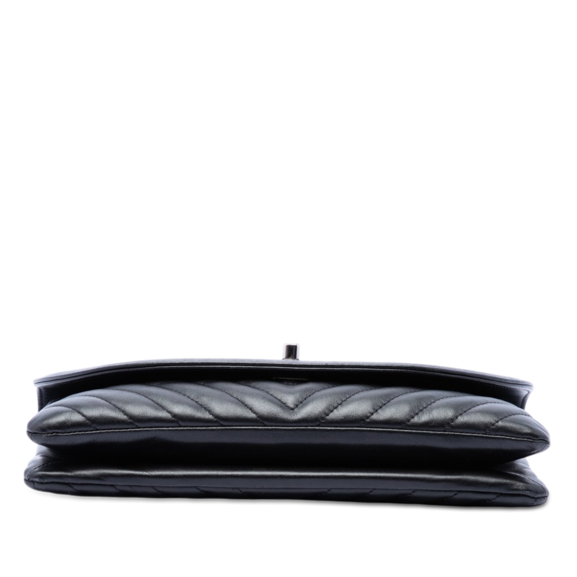 CC Chevron Lambskin Round Flap Clutch - Image 3