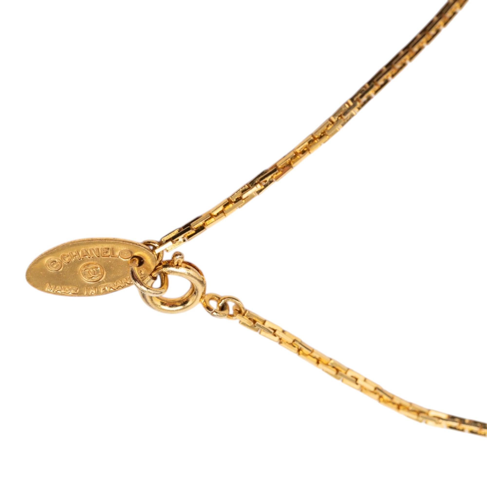 Gold Plated Faux Pearl Logo Round Pendant Necklace - Image 4