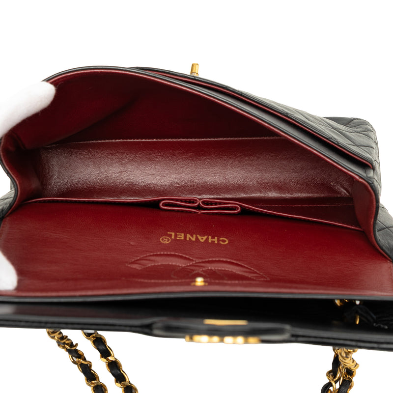 Medium Classic Lambskin Double Flap - Image 4