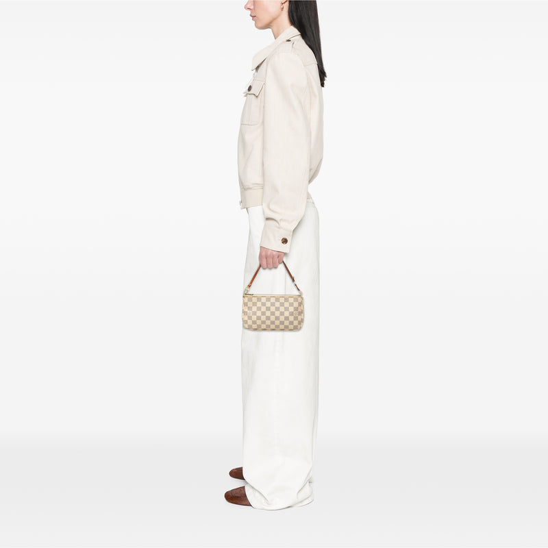 Damier Azur Pochette Accessoires - Image 9