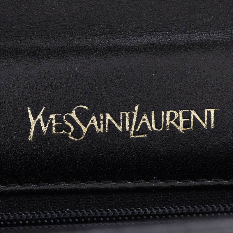 Croc Embossed Patent Clutch - Image 9