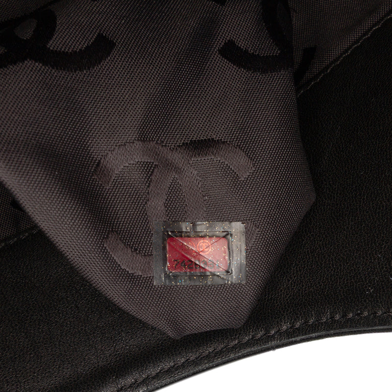 CC Chocolate Bar Lambskin Fold Down Envelope Shoulder Bag - Image 6