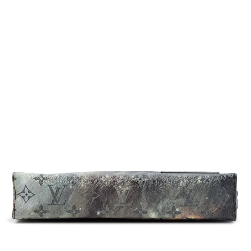 Monogram Galaxy Pochette Voyage MM - Image 3