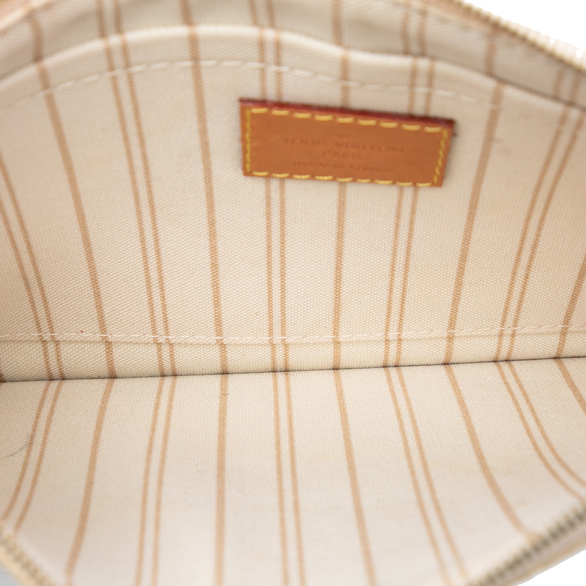 Damier Azur Neverfull MM Pouch - Image 4
