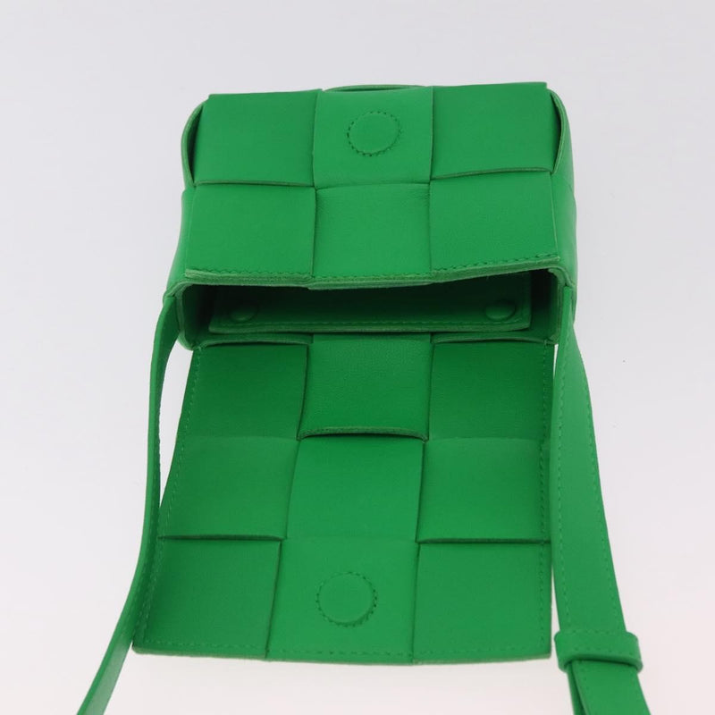 Bottega Veneta Cassette Maxi Intrecciato Leather Green Bag