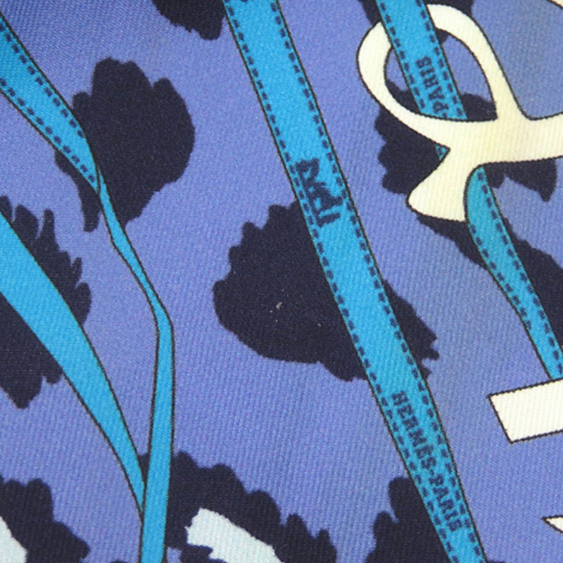 Monsieur Et Madame Silk Scarf - Image 4