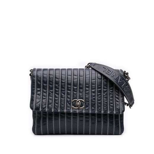 Large Vertical Quilted Lambskin Stitched Single Flap - Image 1