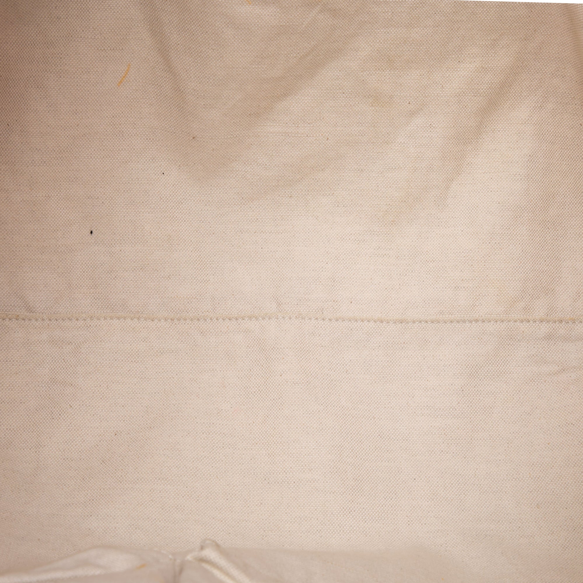 GG Canvas Travel Bag - Image 4
