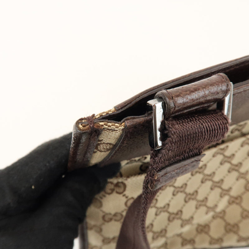 Gucci Vintage Flat Messenger Gg Canvas And Leather Beige