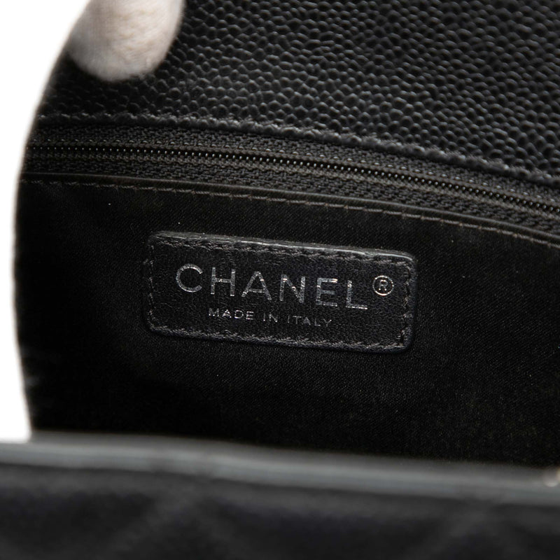 Caviar Grand Shopping Tote - Image 5