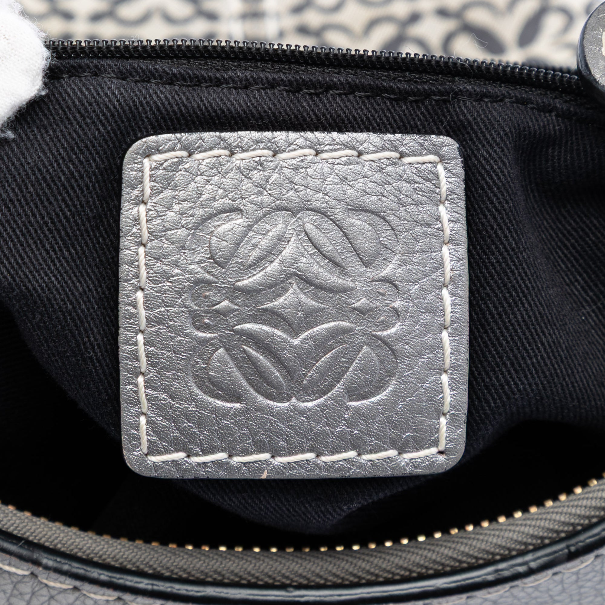 Anagram Canvas New Road Hobo - Image 5