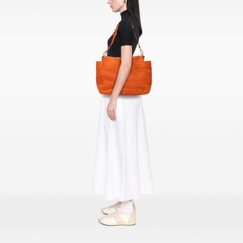 Vitello Daino Side Pocket Shoulder Bag - Image 6